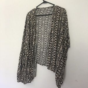 Black and cream kimono